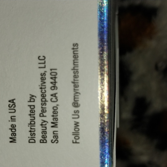 🆕️✨️Refreshments Candle LIGHT HER UP FOR GOOD VIBES & AN EVEN BETTER SCENT - Picture 8 of 14